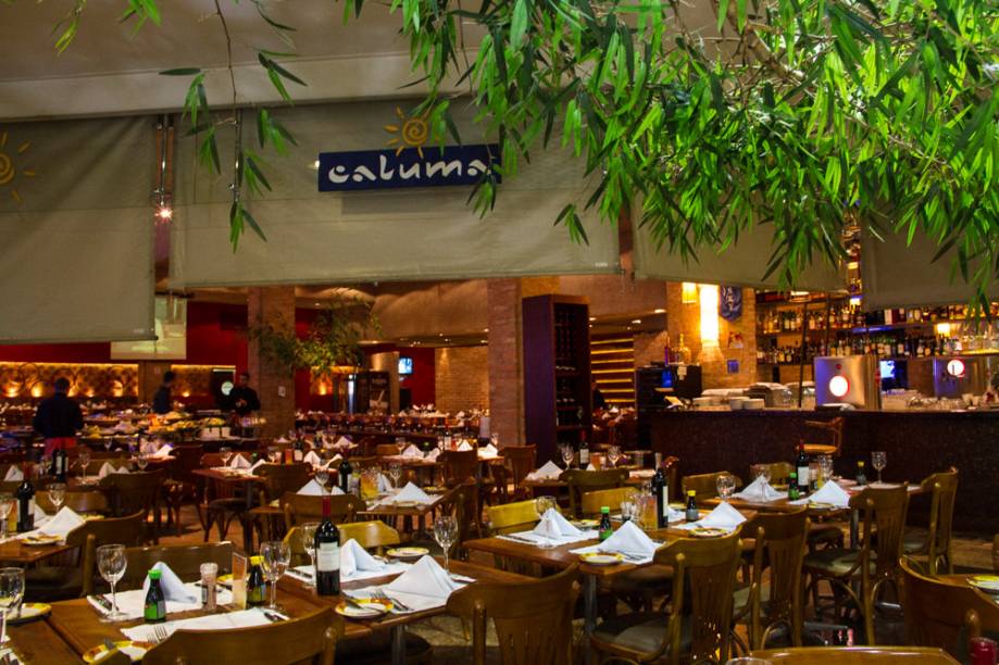 O ambiente do restaurante localizado no Shopping Nações Unidas O ambiente do restaurante localizado no Shopping Nações Unidas