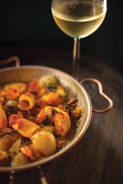 Cataplana de frutos do mar Cataplana de frutos do mar