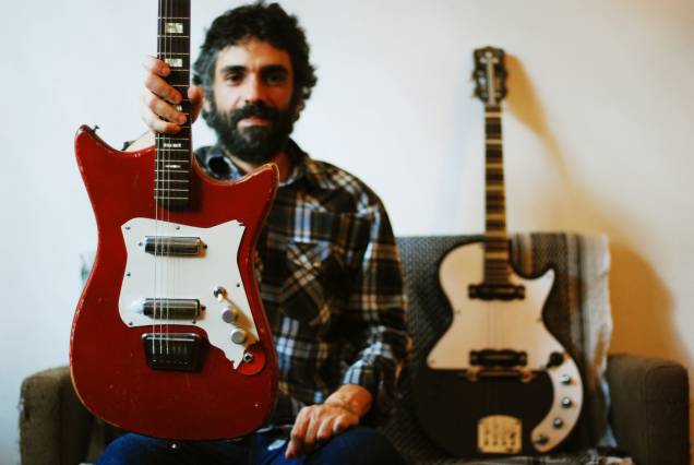 O guitarrista Fernando Catatau O guitarrista Fernando Catatau