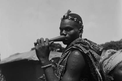 Pierre Verger ceremonie-sogbadji-ouidah-benin-1948-pierre-verger-copyright-fundacao-pierre-verger.jpeg