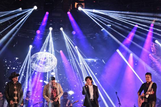 As duplas: sucessos no repertório As duplas: sucessos no repertório