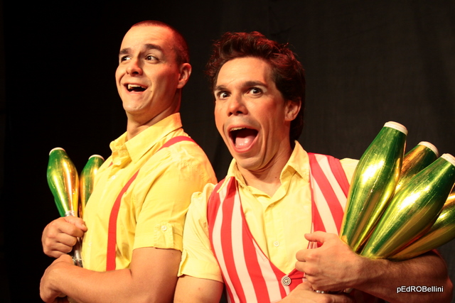 Cia Los Circo Los apresenta espetáculo Circulando, no Sesc Pinheiros Cia Los Circo Los apresenta espetáculo Circulando, no Sesc Pinheiros