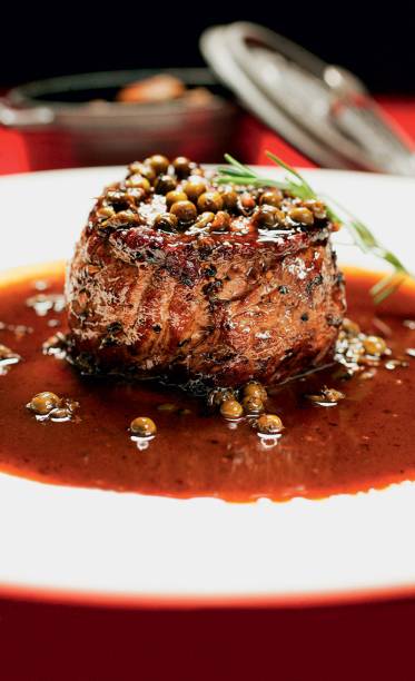 O clássico filé au poivre O clássico filé au poivre