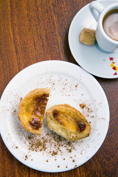 O indefectível pastel de nata: o doce também é a estrela da nova loja em Pinheiros O indefectível pastel de nata: o doce também é a estrela da nova loja em Pinheiros