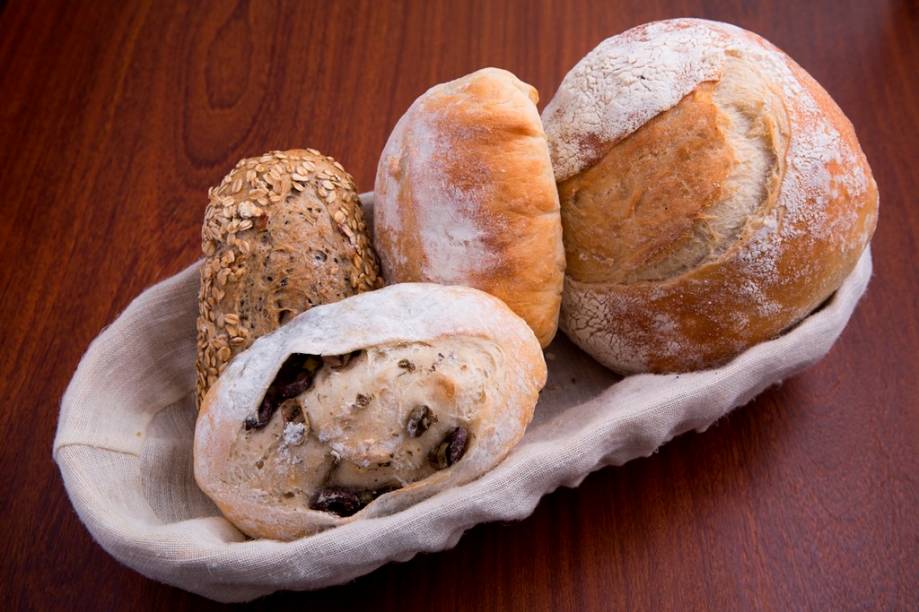 Cesta de pães variados Cesta de pães variados