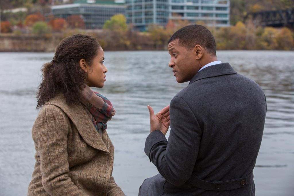 Um Homem entre Gigantes: O drama retrata a história real do Dr. Bennet Omalu, interpretado por Will Smith Um Homem entre Gigantes: O drama retrata a história real do Dr. Bennet Omalu, interpretado por Will Smith