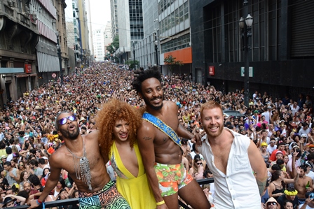 Bloco Domingo Ela Não Vai: estreia em fevereiro e aquecimento para próximo Carnaval Bloco Domingo Ela Não Vai: estreia em fevereiro e aquecimento para próximo Carnaval