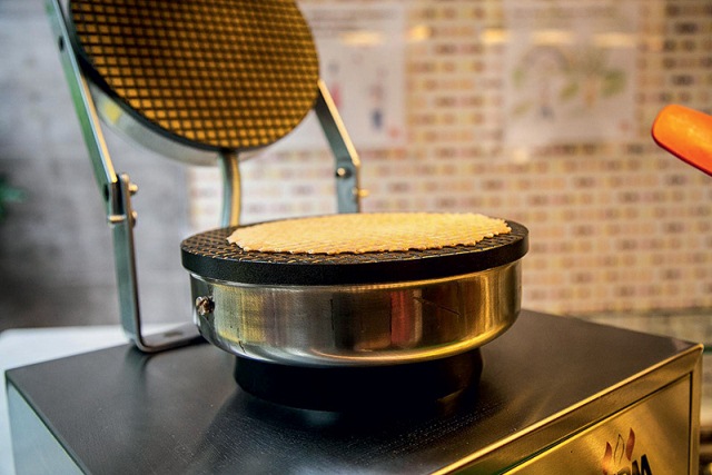 O preparo desde o início: a receita foi inspirada em gelateria italiana O preparo desde o início: a receita foi inspirada em gelateria italiana