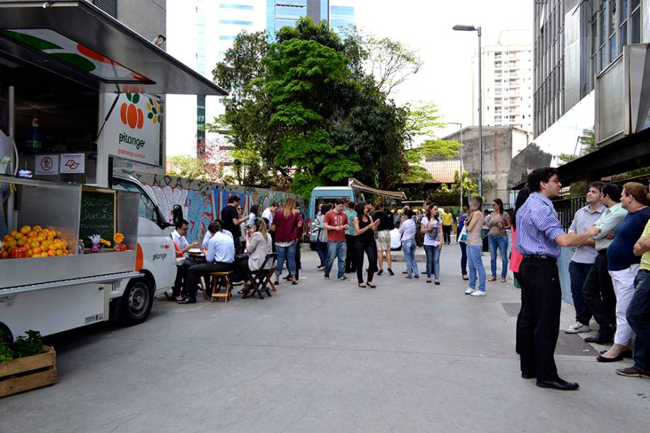 Faria Lima Food Park: de segunda a sexta, das 11h às 16h Faria Lima Food Park: de segunda a sexta, das 11h às 16h