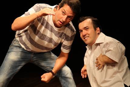 Peça É o que Temos para Hoje, com Marcelo Serrado e Gigante Léo Peça É o que Temos para Hoje, com Marcelo Serrado e Gigante Léo