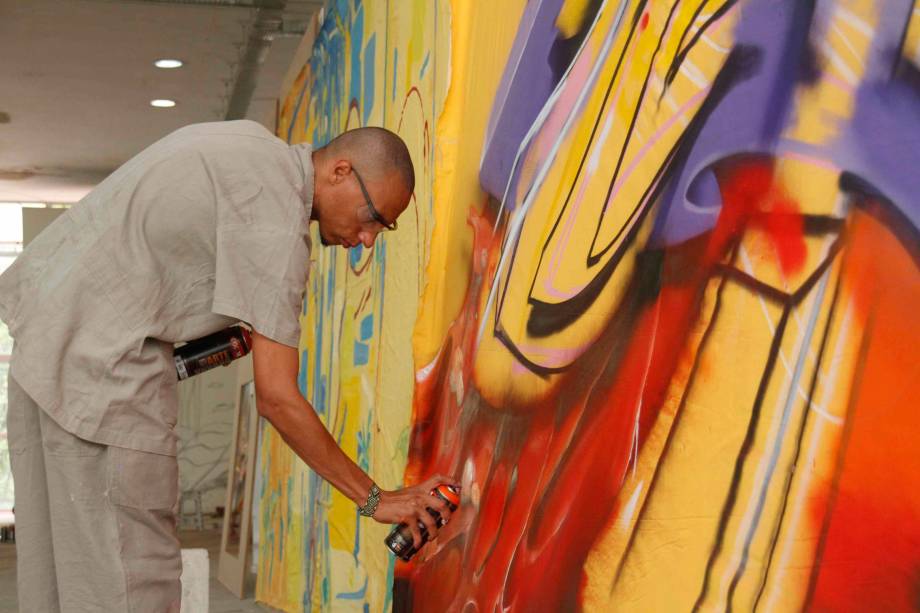 O mineiro Edmun trabalhando O mineiro Edmun trabalhando