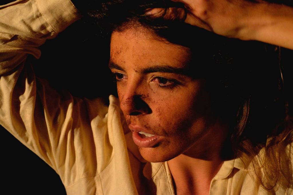 O monólogo é protagonizado por Natalia Gonsales O monólogo é protagonizado por Natalia Gonsales