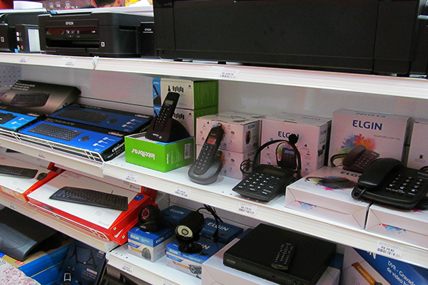 Equipamentos de informática e acessórios: produtos podem ser comprados pela internet e retirados na loja sem custo de frete Equipamentos de informática e acessórios: produtos podem ser comprados pela internet e retirados na loja sem custo de frete
