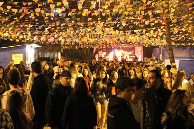 Clube Esperia realiza seu tradicional arraial Clube Esperia realiza seu tradicional arraial