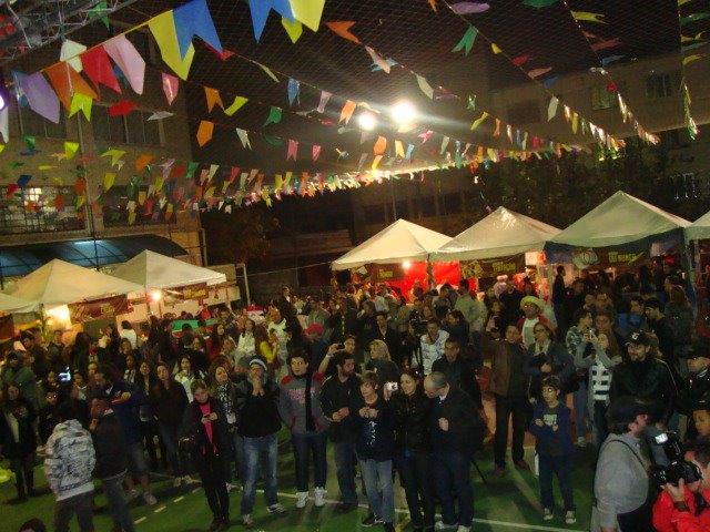 Este ano, a festa terá um telão que exibirá os jogos da Copa