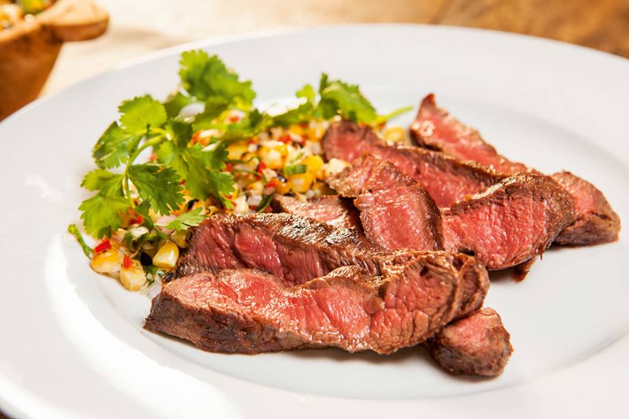 O açougue Feed passa a servir almoços no Itaim O açougue Feed passa a servir almoços no Itaim