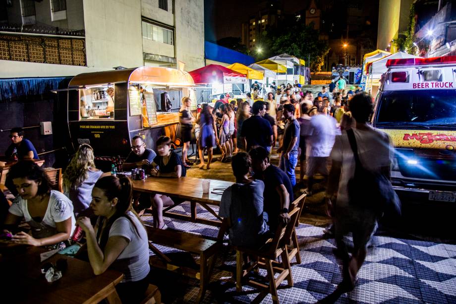 Calçadão Urbanoide recebe food trucks todos os dias Calçadão Urbanoide recebe food trucks todos os dias