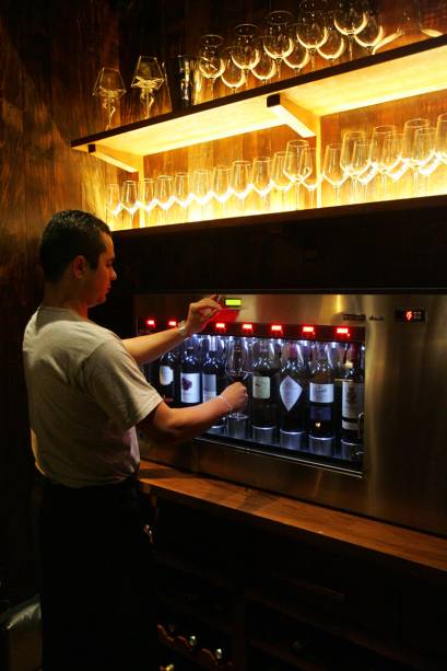 Forquilha: além da carta de vinhos, há coquetéis clássicos e interpretações próprias Forquilha: além da carta de vinhos, há coquetéis clássicos e interpretações próprias