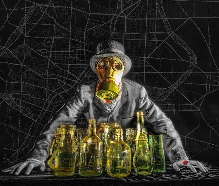 Um, Dez, Cem Mil Inimigos do Povo Um, Dez, Cem Mil Inimigos do Povo