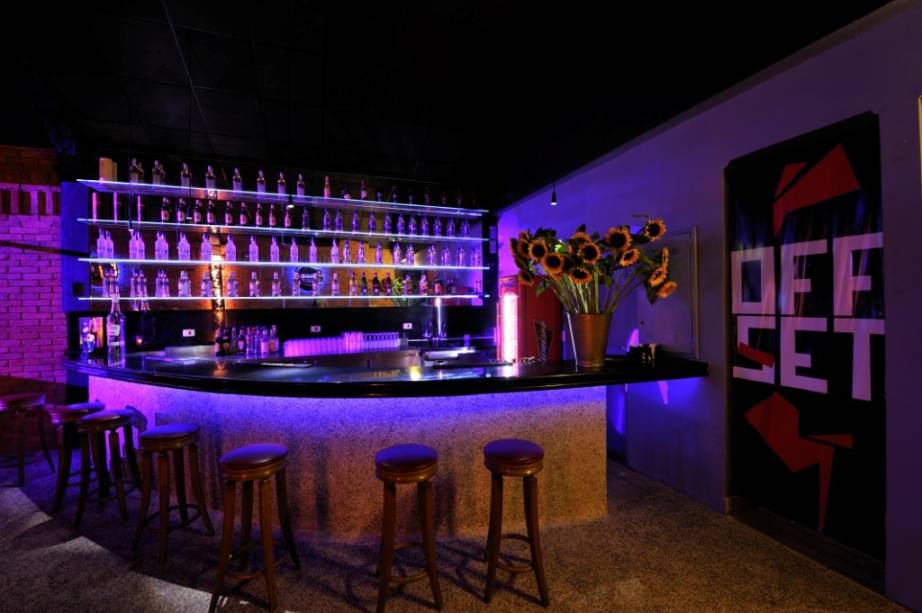 Offset: balada funciona numa antiga gráfica em Pinheiros Offset: balada funciona numa antiga gráfica em Pinheiros