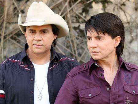 Chitãozinho & Xororó fazem live em homenagem ao Dia dos Pais hoje (8)