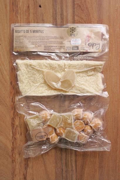 Para facilitar a vida, um acompanhamento já pronto é o risoto de 5 minutos Para facilitar a vida, um acompanhamento já pronto é o risoto de 5 minutos