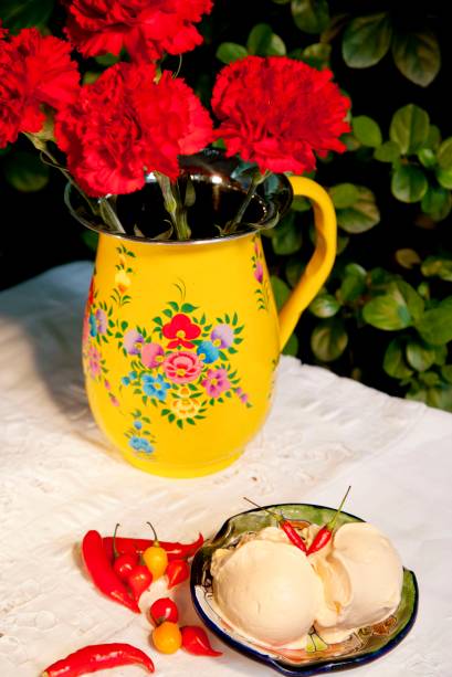 Abacaxi com pimenta é uma das combinações de sorvete que podem ser encontradas na casa Abacaxi com pimenta é uma das combinações de sorvete que podem ser encontradas na casa