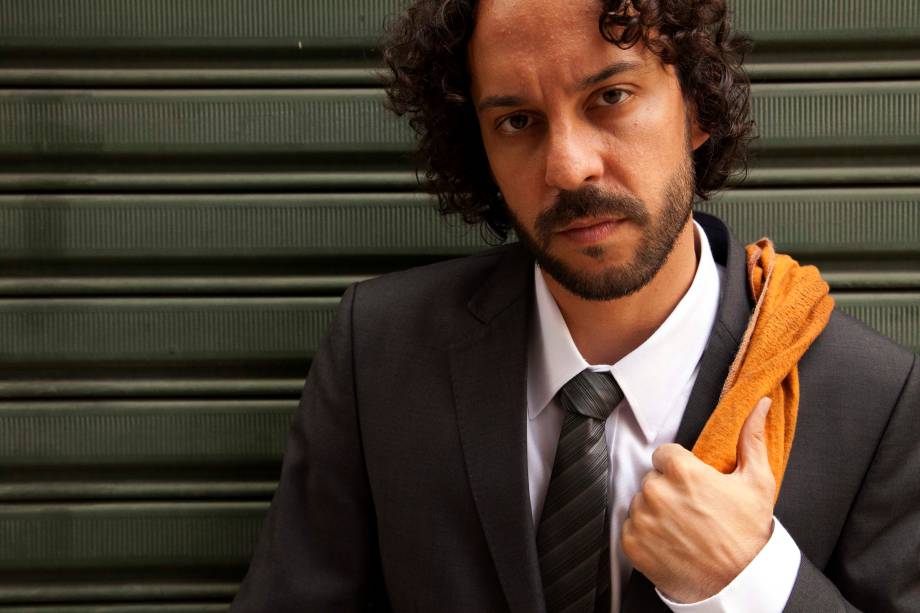 Gabriel o Pensador: cantor exibe o álbum Sem Crise Gabriel o Pensador: cantor exibe o álbum Sem Crise