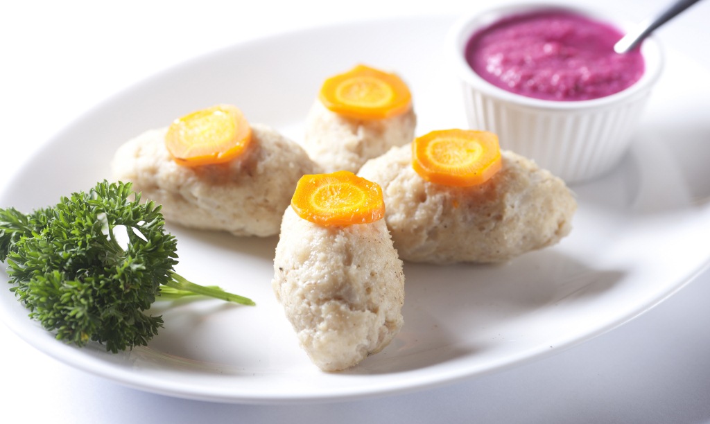 gefilte-fish-com-raiz-forte-marco-pinto.jpeg