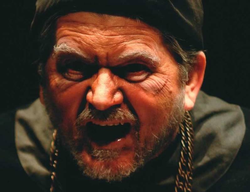 O Grande Inquisidor: drama com o ator Celso Frateschi O Grande Inquisidor: drama com o ator Celso Frateschi