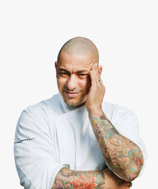 Jurado do MasterChef, o cozinheiro Henrique Fogaça comanda o Sal Gastronomia Jurado do MasterChef, o cozinheiro Henrique Fogaça comanda o Sal Gastronomia