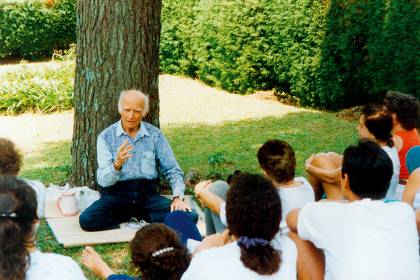 Hermógenes, Professor e Poeta do Yoga hiper2-08-prof-hermogenes-jpg.jpeg