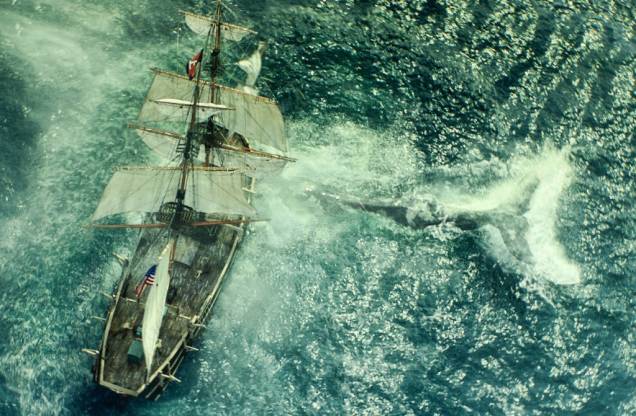 No Coração do Mar: o navio baleeiro Essex é atacado por uma baleia gigante No Coração do Mar: o navio baleeiro Essex é atacado por uma baleia gigante