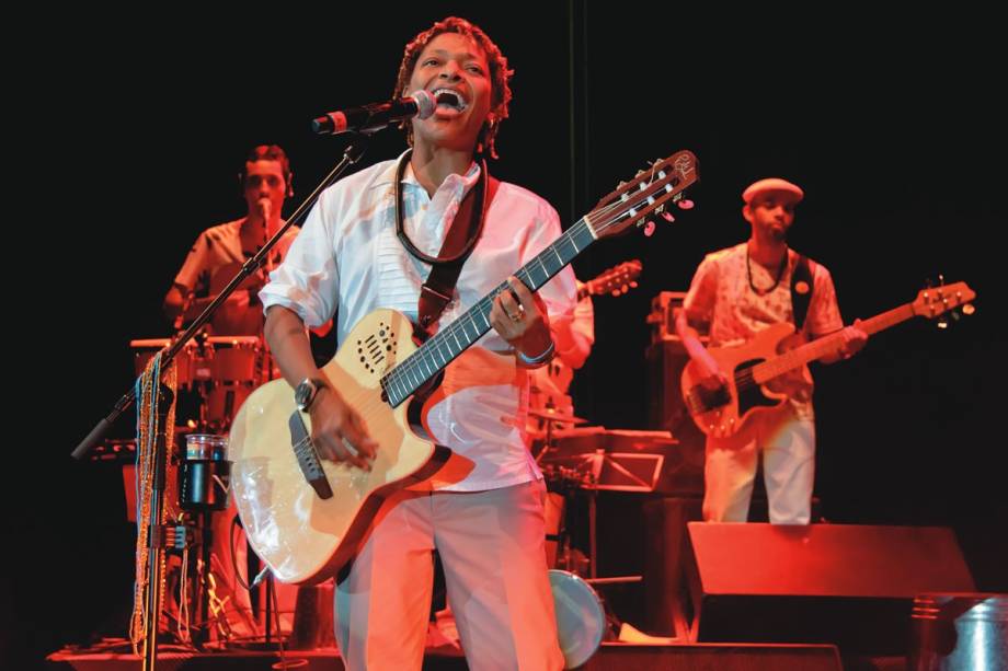 A cantora e compositora: Estava cansada de me repetir A cantora e compositora: Estava cansada de me repetir