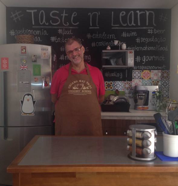 O cozinheiro: aula de cozinha tailandesa em inglês O cozinheiro: aula de cozinha tailandesa em inglês