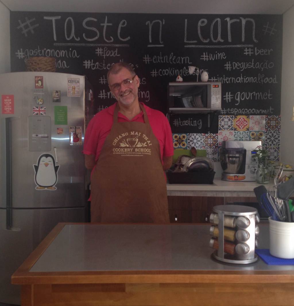 O cozinheiro: aula de cozinha tailandesa em inglês O cozinheiro: aula de cozinha tailandesa em inglês