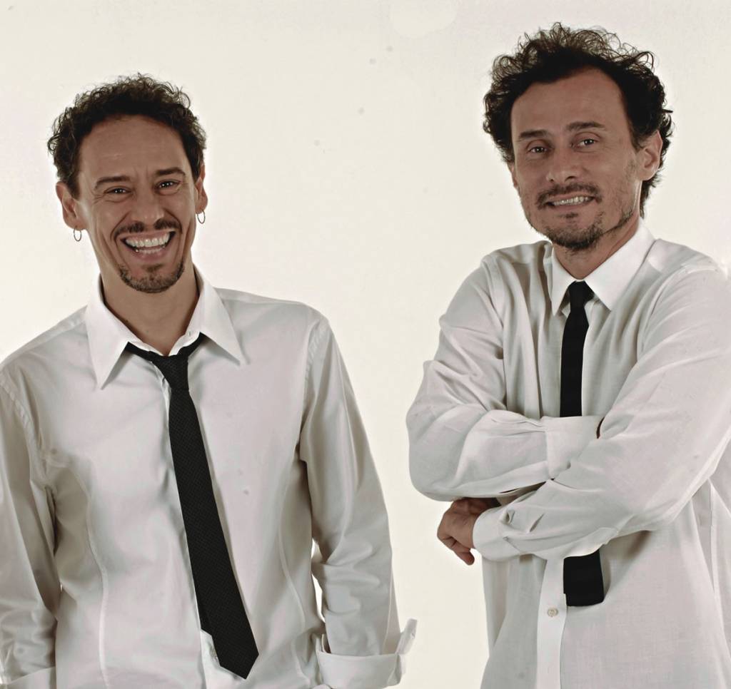Emilio de Mello e Enrique Diaz protagonizam In on It Emilio de Mello e Enrique Diaz protagonizam In on It