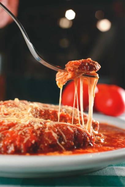 Polpettone recheado de mussarela Polpettone recheado de mussarela