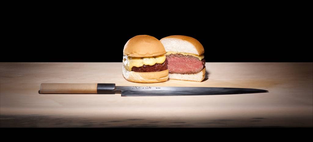 Kobe burguer: de R$ 70,00 por R$ 35,00 na oferta-relâmpago desta terça (27) Kobe burguer: de R$ 70,00 por R$ 35,00 na oferta-relâmpago desta terça (27)
