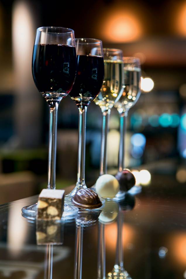 Harmonizações de vinho com bombons Harmonizações de vinho com bombons