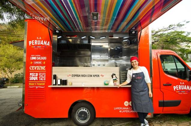 A peruana Marisabel Woodman estaciona seu food truck na Praça Charles Miller neste domingo (23) A peruana Marisabel Woodman estaciona seu food truck na Praça Charles Miller neste domingo (23)