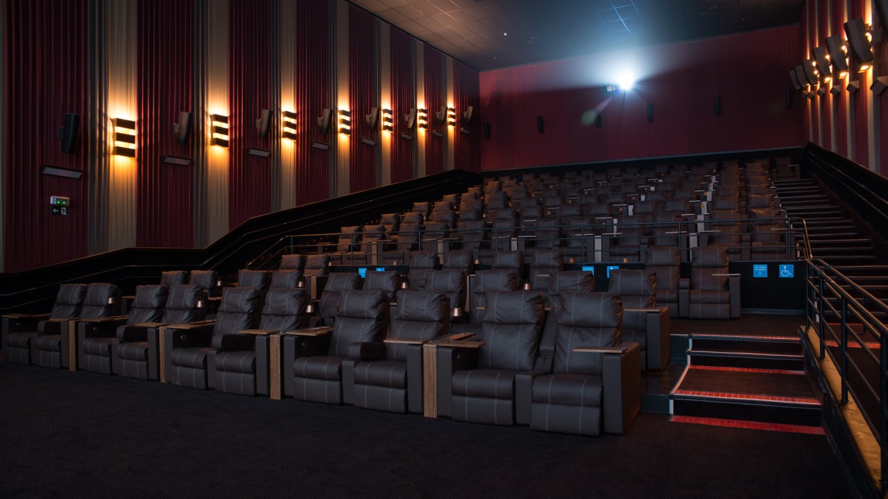 lar-center-cinemark.jpeg