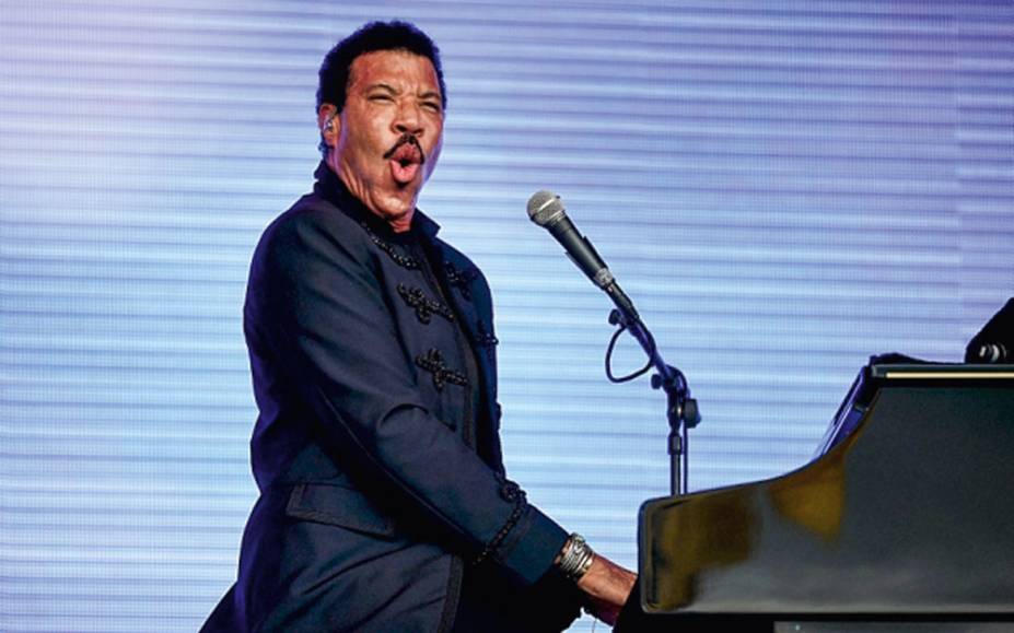 Lionel Richie: de volta às paradas com as antigas baladas românticas