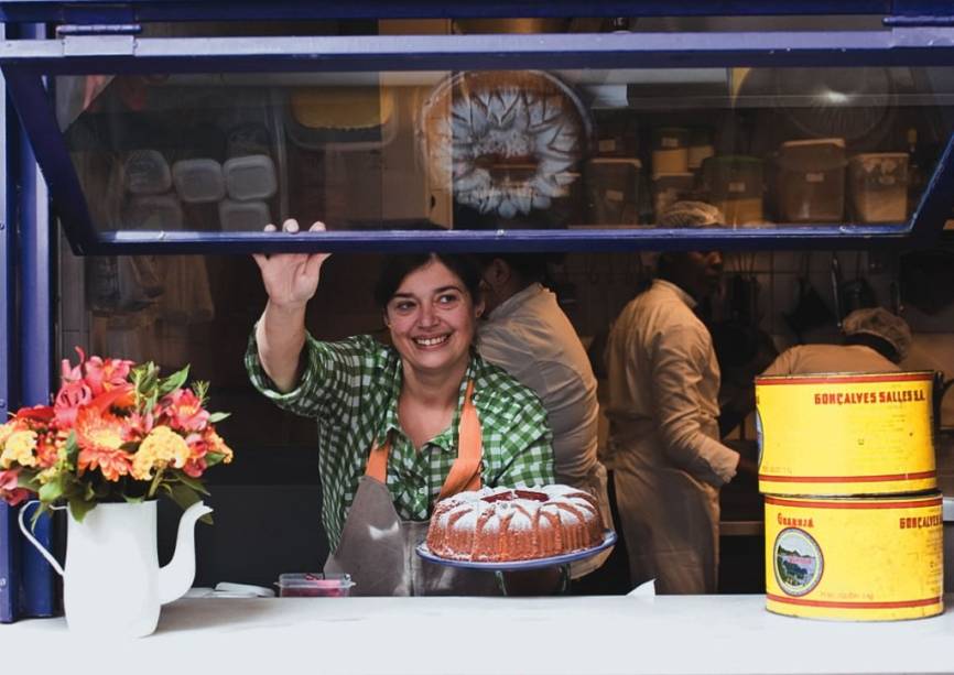 <span>Heloisa Bacellar, a responsável pelas comidinhas do Lá da Venda</span> <span>Heloisa Bacellar, a responsável pelas comidinhas do Lá da Venda</span>