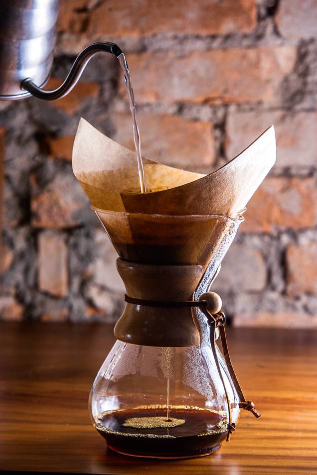 Chemex: umdos métodosde preparocom coador depapel Chemex: umdos métodosde preparocom coador depapel