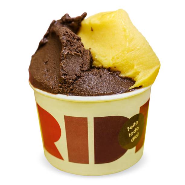 O salão: pizzas de forma descontraída O salão: pizzas de forma descontraída