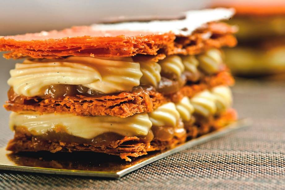 Mil-folhas de banana e baunilha: montado na hora Mil-folhas de banana e baunilha: montado na hora