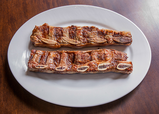 Assado de tira: corte saboroso Assado de tira: corte saboroso