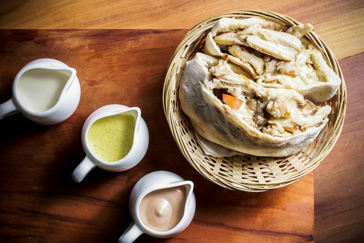 Sanduíche pita pork Sanduíche pita pork