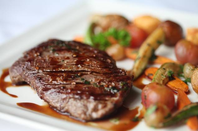 Sottovento: filé de fraldinha com queijo coalho e legumes (R$ 72,00) está entre as novidades do cardápio Sottovento: filé de fraldinha com queijo coalho e legumes (R$ 72,00) está entre as novidades do cardápio